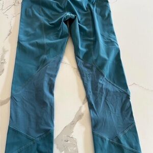 Lululemon Pace Rival High Rise (HR) crops